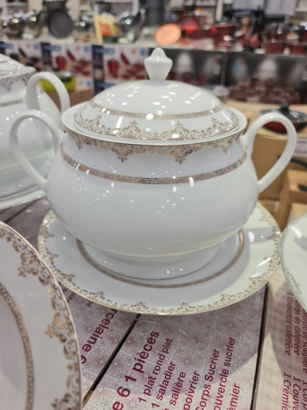 Service À Table Complets En Porcelaine 61 Pièces (Réf =2336)